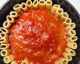 A picture of step 2 of Cheesy Rigtoni Pie.