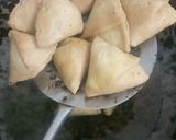 समोसा (SAMOSA RECIPE IN HINDI) रेसिपी चरण 7 फोटो
