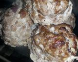 A picture of step 5 of Weezy's Baked SpicyMeatballs!.