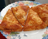 Foto del paso 6 de la receta: Triángulos de hojaldre con piña y mango