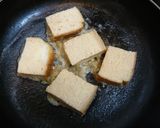 A picture of step 3 of Easy! Kinako French Toast.