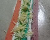 Foto langkah ke 4 dari resep Bolu rainbow mini gulung.