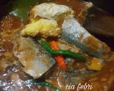 Foto langkah ke 3 dari resep Tumis sarden telur ceplok ala fe'.