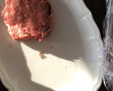 Foto del paso 4 de la receta: Hamburguesas de ternera, cebolla roja y parmesano de Jaimie Oliver