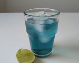 A picture of step 5 of Butterfly Pea Lemonade.