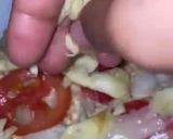 Foto langkah ke 7 dari resep Keto Tuna Melt Pizza.