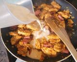 A picture of step 7 of Creamy and Spicy Chicken and Chorizo Pasta.