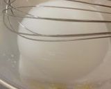 A picture of step 1 of Katakuriko Warabi Mochi.
