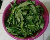 Foto langkah ke 1 dari resep Tumis cumi kangkung khas jambi.