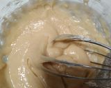 Foto langkah ke 7 dari resep Bolu Caramel Mini 1 Telur Takaran Sendok.