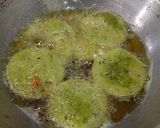 A picture of step 4 of Crispy Palak Masala Mathri.