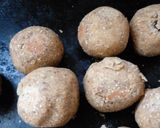 Foto del paso 3 de la receta: Falsos knedles - mini ciruela envuelta en masa de garbanzo