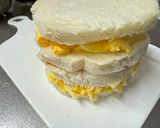 A picture of step 4 of Valentines Flowers Sandwich.