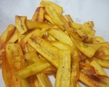 A picture of step 5 of Matoke crisps.
