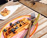 A picture of step 4 of Oats waffles.