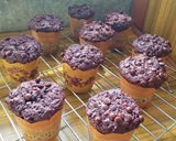Foto langkah ke 6 dari resep Muffin Pisang Coklat.