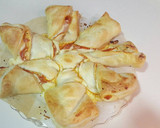 Foto del paso 6 de la receta: Estrella de hojaldre con jamón y queso