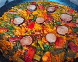 A picture of step 3 of Paella with Vegetables and Pork Ribs.