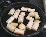 A picture of step 1 of Ajillo with Japanese Leek and Nagaimo.