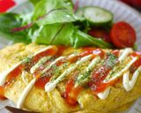 A picture of step 5 of Ground Meat & Celery Leaf Omelet.