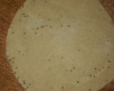 A picture of step 3 of Cheese chapatti.