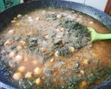 A picture of step 2 of Spinach and Chickpeas with Mint.