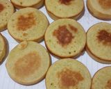 Foto langkah ke 6 dari resep Kue khamir kelapa.