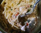 Foto langkah ke 4 dari resep Spaghetti Aglio Olio Ayam.