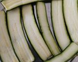 A picture of step 1 of Zucchini with parmesan.