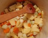 Tárkonyos májgaluska leves recept fázis 1 fotója