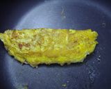 A picture of step 4 of Cabbage Omelet for Bentos.