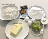 A picture of step 1 of Yogurt Avocado Marble Cake.