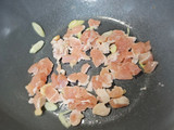雞肉丁蒸蛋