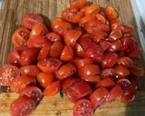 Une image de l'étape 7 de Omelette aux épinards, ail et tomates cerises.