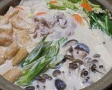 A picture of step 5 of Sesame and Soy Milk Hot Pot.