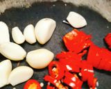 Hình bước làm 1 của món Sườn cọng xào mặn (món chay)