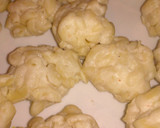 A picture of step 5 of Fried Mac and Cheese Bites......