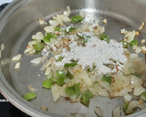 Foto del paso 4 de la receta: Lubina en salsa con langostinos