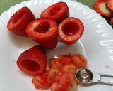Foto del paso 2 de la receta Fresas con nata bañadas en caramelo