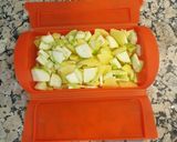 Foto del paso 1 de la receta: Tortilla exprés de patata y calabacín jugosa