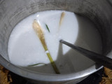 Lemper isi abon