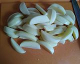 Foto del paso 1 de la receta: Gajos de papa al limón