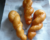 A picture of step 6 of Nostalgic Deep-Fried Bread Using Bread-Maker Prepared Dough.