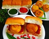 मुम्बई स्ट्रीट स्टाइल बड़ा पाव (mumbai street style vada pav recipe in Hindi) रेसिपी चरण 10 फोटो