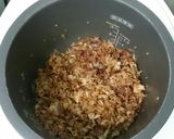 A picture of step 3 of Preserved Duck Meat And Chinese Sausage Fried Rice.