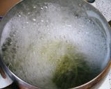 A picture of step 4 of Simple Anchovy Pasta.