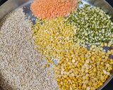 देसी फैंसी मिक्स दाल और बुलगर खिचड़ी रेसिपी चरण 1 फोटो