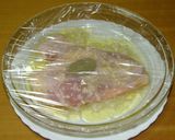 A picture of step 3 of Chicken Breast + Shio-Koji + Olive Oil Cooked in the Microwave.