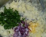 A picture of step 2 of Mashed potatoes.