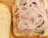 A picture of step 4 of Canned Mackerel Sandwiches From the U.S..